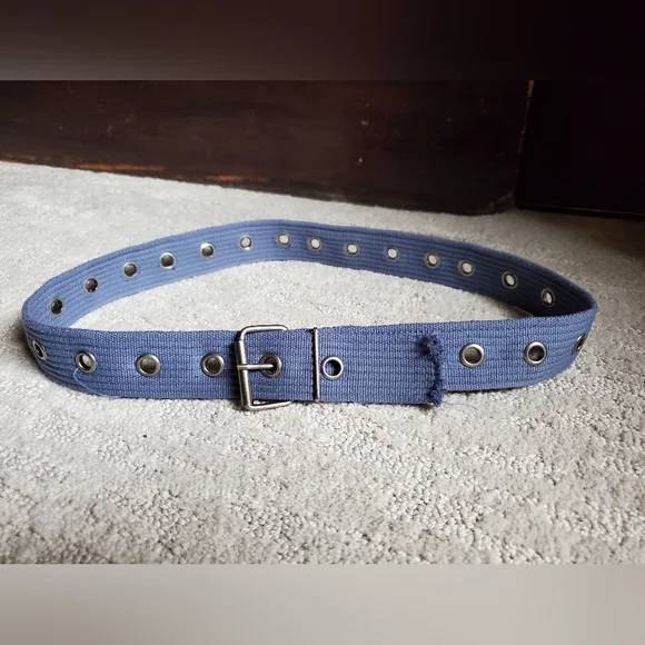 Canvas sales grommet belt